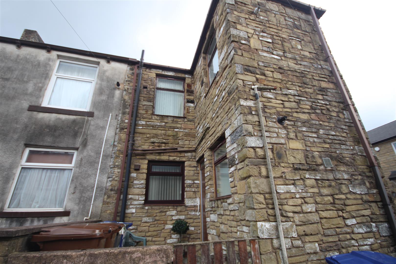 1 bedroom flat For Sale in Barrowford - IMG_8784.jpg